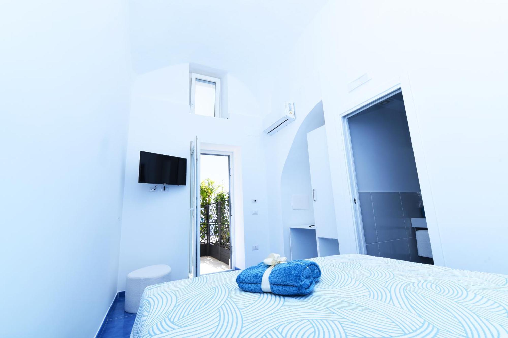 B&B Blue View Furore Eksteriør bilde