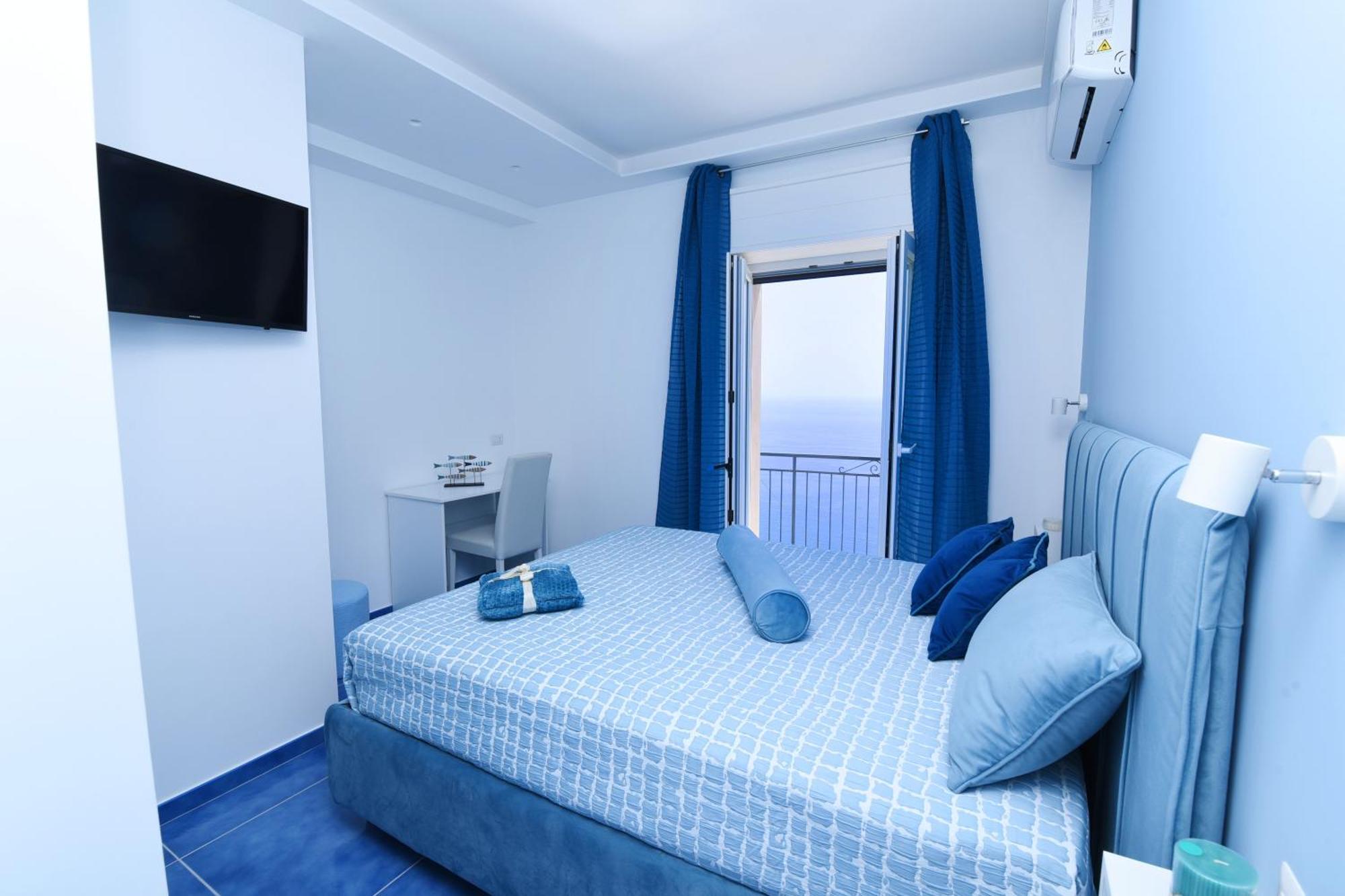 B&B Blue View Furore Eksteriør bilde